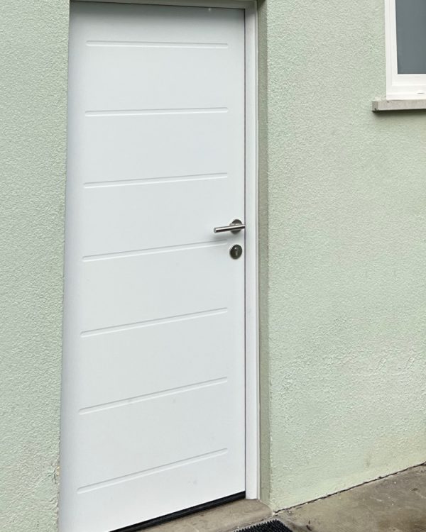 Portoncino Ingresso 18